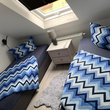 Ht Appartement Nr 1 Greppin Kültér fotó